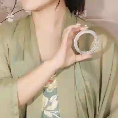 IWE