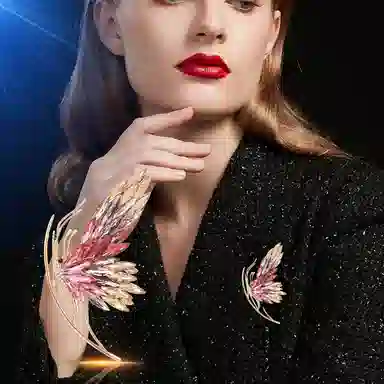 缔晶 轻奢闪耀渐变蝴蝶别针胸花 高档精致时尚通勤出行上衣外套配饰 铜 胸针 女款