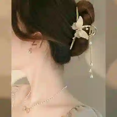 缔晶 森系时尚珍珠蝴蝶花朵流苏鲨鱼夹套装 清新浪漫春夏通勤发饰礼盒 合金 发夹 女款