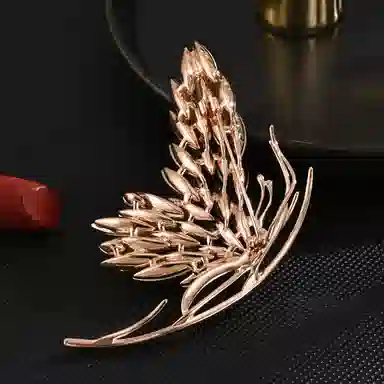 缔晶 轻奢闪耀渐变蝴蝶别针胸花 高档精致时尚通勤出行上衣外套配饰 铜 胸针 女款