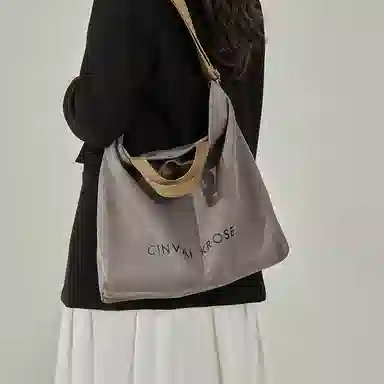 CinvaiKrose Tote
