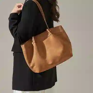 CinvaiKrose Tote