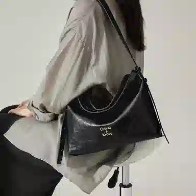 CinvaiKrose hobo