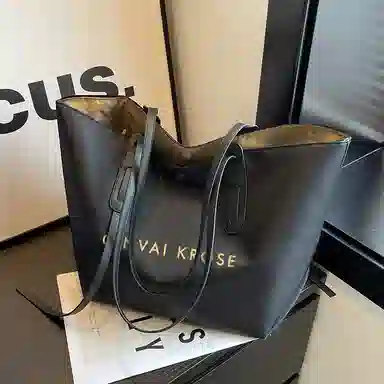 CinvaiKrose Tote