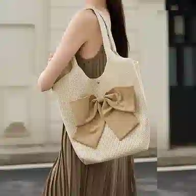 CinvaiKrose Tote