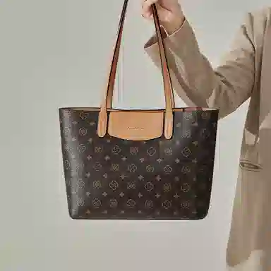 CinvaiKrose PVC Tote