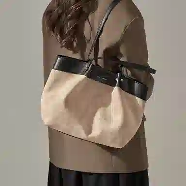 CinvaiKrose Tote