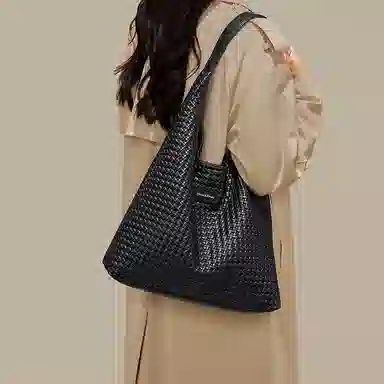 CinvaiKrose PVC Tote