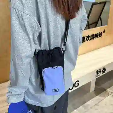 运动轻便外出潮牌旅游 复合布 手机包 男女同款情侣款 多色