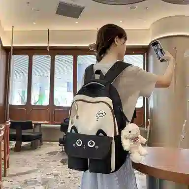 行途 可爱毛绒个性简约休闲 尼龙 双肩包 常规 女款 多色
