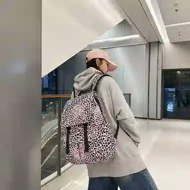 行途 韩版时尚休闲大容量校园日系翻盖豹纹 尼龙 双肩包 常规 男女同款情侣款 白色/蓝色/粉色