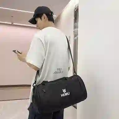 行途 大容量百搭休闲 尼龙 健身包 大号 男女同款情侣款 黑色/白色