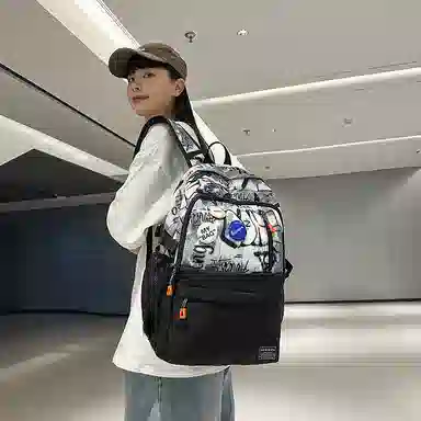 行途 个性涂鸦中学生书包日系潮牌大学生旅行背包 尼龙 双肩包 男女同款情侣款 黑色/白色/蓝色