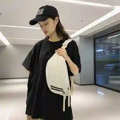 行途 潮流女包时尚质感学生斜挎包休闲手机包百搭 尼龙 胸包 男女同款情侣款 多色