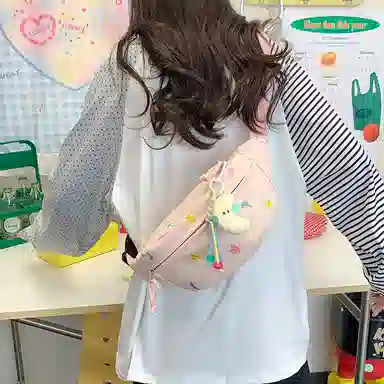 行途 可爱卡通休闲运动斜挎包轻便旅行胸前防水 帆布 帆布包腰包 女款 多色