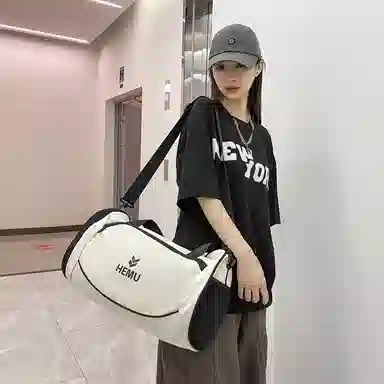 行途 大容量百搭休闲 尼龙 健身包 大号 男女同款情侣款 黑色/白色