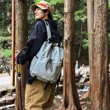 行途 时尚经典大容量轻便百搭 尼龙 双肩包 常规 男女同款情侣款 多色