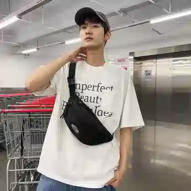 行途 日系休闲简约时尚百搭轻便潮流 尼龙 斜挎胸包 男女同款情侣款