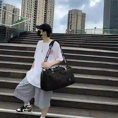 行途 旅行包干湿分离运动瑜伽包独立鞋仓大容量短途旅行训练包 牛津布 健身包 中号 男女同款情侣款 黑色/灰色/砖红色/绿色/蓝色/粉色