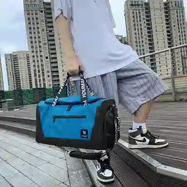 行途 旅行包干湿分离运动瑜伽包独立鞋仓大容量短途旅行训练包 牛津布 健身包 中号 男女同款情侣款 黑色/灰色/砖红色/绿色/蓝色/粉色