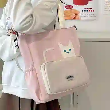 行途 小众可爱多功能流行通勤 尼龙 斜挎包 女款 多色