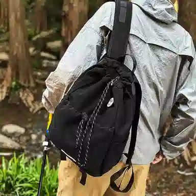 行途 时尚经典大容量轻便百搭 尼龙 双肩包 常规 男女同款情侣款 多色