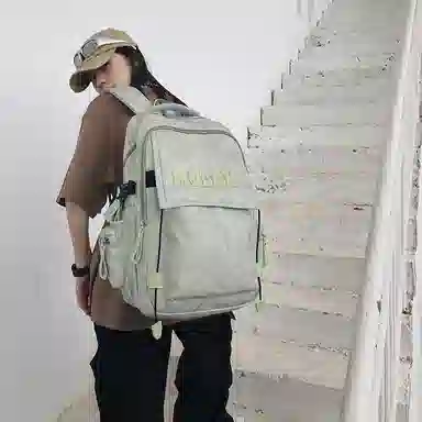 行途 时尚轻便简约百搭外出纯色 尼龙 旅行包双肩包 常规 男女同款情侣款 黑色/白色/红色/绿色