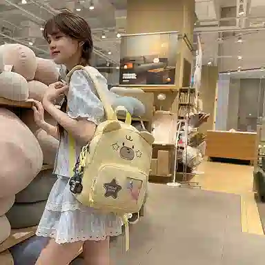 行途 书包可爱小熊童趣外出旅行小学生背包旅游轻便韩系卡通 尼龙 双肩包 男女同款情侣款 黑色/白色/蓝色/黄色/卡其色