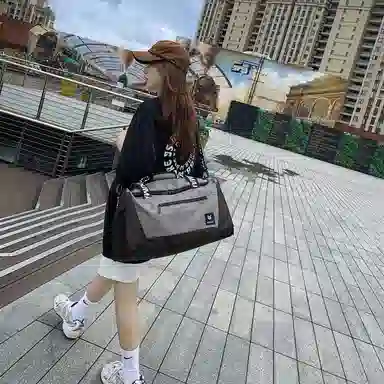 行途 旅行包干湿分离运动瑜伽包独立鞋仓大容量短途旅行训练包 牛津布 健身包 中号 男女同款情侣款 黑色/灰色/砖红色/绿色/蓝色/粉色