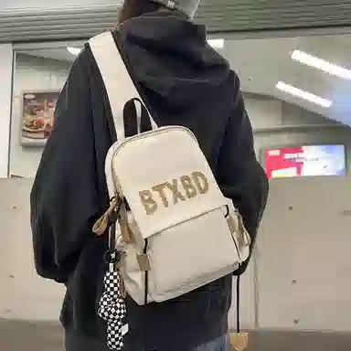 行途 时尚韩版潮流个性轻便单肩包高颜值休闲 尼龙 胸包 男女同款情侣款 黑色/蓝色/红色/白色