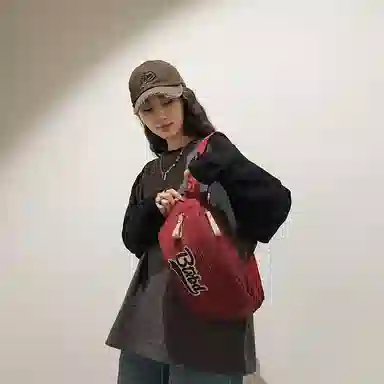 行途 时尚小众宽肩带可爱 尼龙 胸包腰包 男女同款情侣款 黑色/蓝色/红色/白色