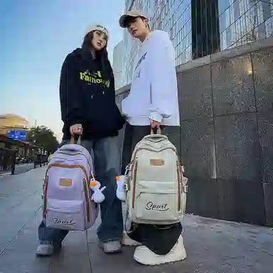 行途 高颜值学生大容量初高中大容量潮流印花学院风尼龙双肩包 男女同款 多色