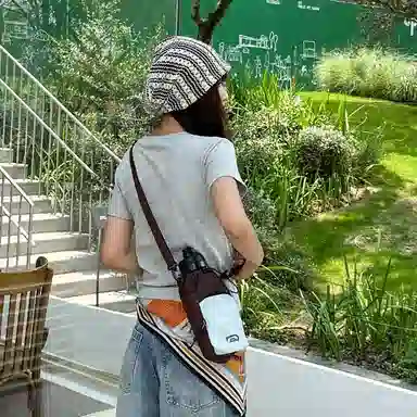 运动轻便外出潮牌旅游 复合布 手机包 男女同款情侣款 多色