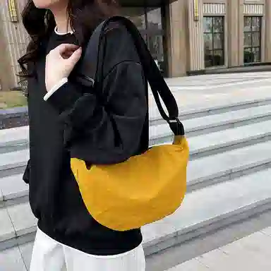 行途 潮牌学生简约百搭布袋背包休闲通勤腋下包 水洗布 斜挎单肩包 男女同款情侣款 黑色/白色/绿色/黄色/桔色