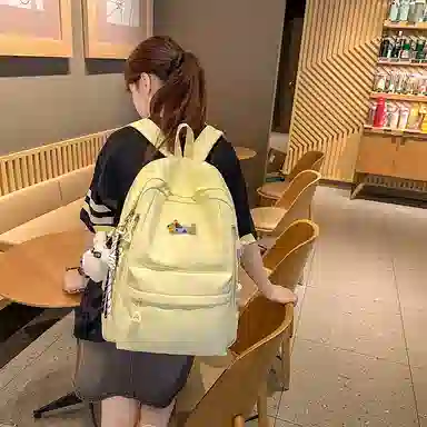 行途 可爱卡通轻便小众高颜值 尼龙 双肩包 常规 女款 多色