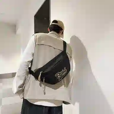 行途 时尚小众宽肩带可爱 尼龙 胸包腰包 男女同款情侣款 黑色/蓝色/红色/白色