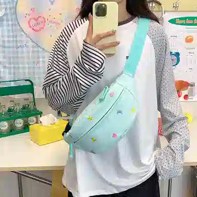 行途 可爱卡通休闲运动斜挎包轻便旅行胸前防水 帆布 帆布包腰包 女款 多色