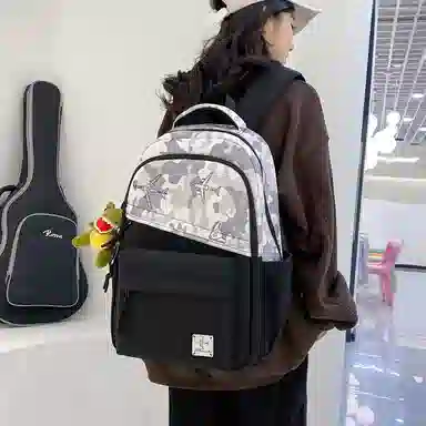 行途 大学生大容量小众休闲旅行电脑 尼龙 背包双肩包 男女同款情侣款 多色