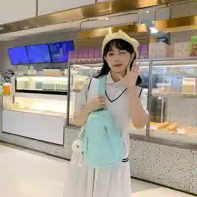 行途 小清新高颜值纯色学院风时尚百搭 斜挎手提单肩胸包 男女同款情侣款 多色 尼龙