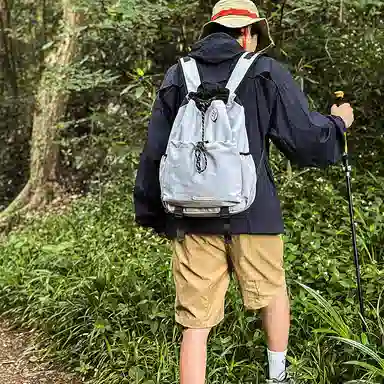 行途 时尚经典大容量轻便百搭 尼龙 双肩包 常规 男女同款情侣款 多色