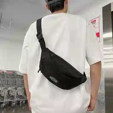 行途 日系休闲简约时尚百搭轻便潮流 尼龙 斜挎胸包 男女同款情侣款