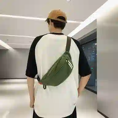 行途 潮流女包时尚质感学生斜挎包休闲手机包百搭 尼龙 胸包 男女同款情侣款 多色