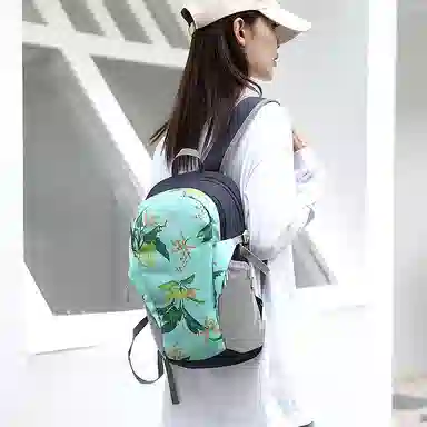 行途 背包轻便简约旅游包大容量户外运动登山包旅行包 尼龙 双肩包 男女同款情侣款 多色