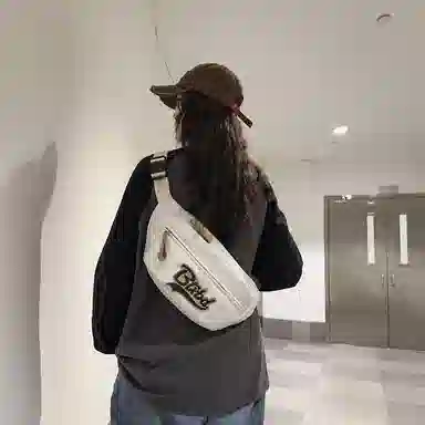 行途 时尚小众宽肩带可爱 尼龙 胸包腰包 男女同款情侣款 黑色/蓝色/红色/白色