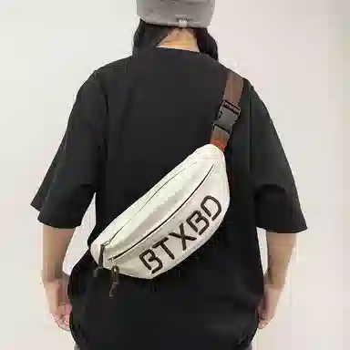 行途胸包男女背包字母斜挎包防泼水腰包女大容量单肩包运动潮牌男士包包