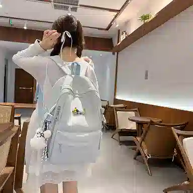 行途 可爱卡通轻便小众高颜值 尼龙 双肩包 常规 女款 多色