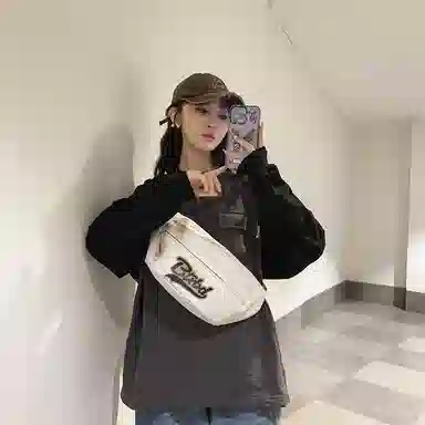 行途 时尚小众宽肩带可爱 尼龙 胸包腰包 男女同款情侣款 黑色/蓝色/红色/白色