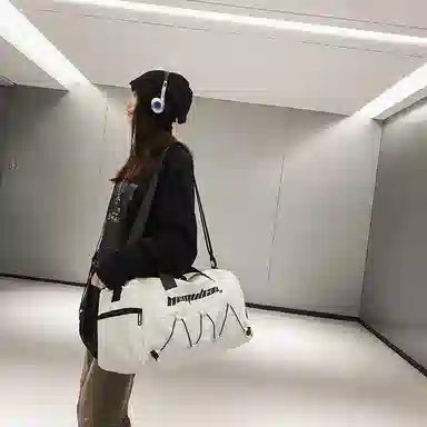 行途 大容量干湿分离 牛津布 手提单肩斜挎旅行包健身包 大号 男女同款情侣款 黑色/白色/蓝色/卡其色