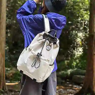 行途 时尚经典大容量轻便百搭 尼龙 双肩包 常规 男女同款情侣款 多色