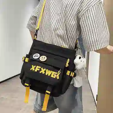 行途 时尚百搭字母设计潮流 牛津布 斜挎单肩包 男女同款情侣款 多色